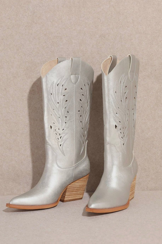 BROCKS SILVER BOOTS - Violet Muse Boutique