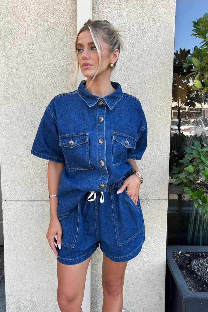 CALVERA DENIM SHORTS - Violet Muse Boutique