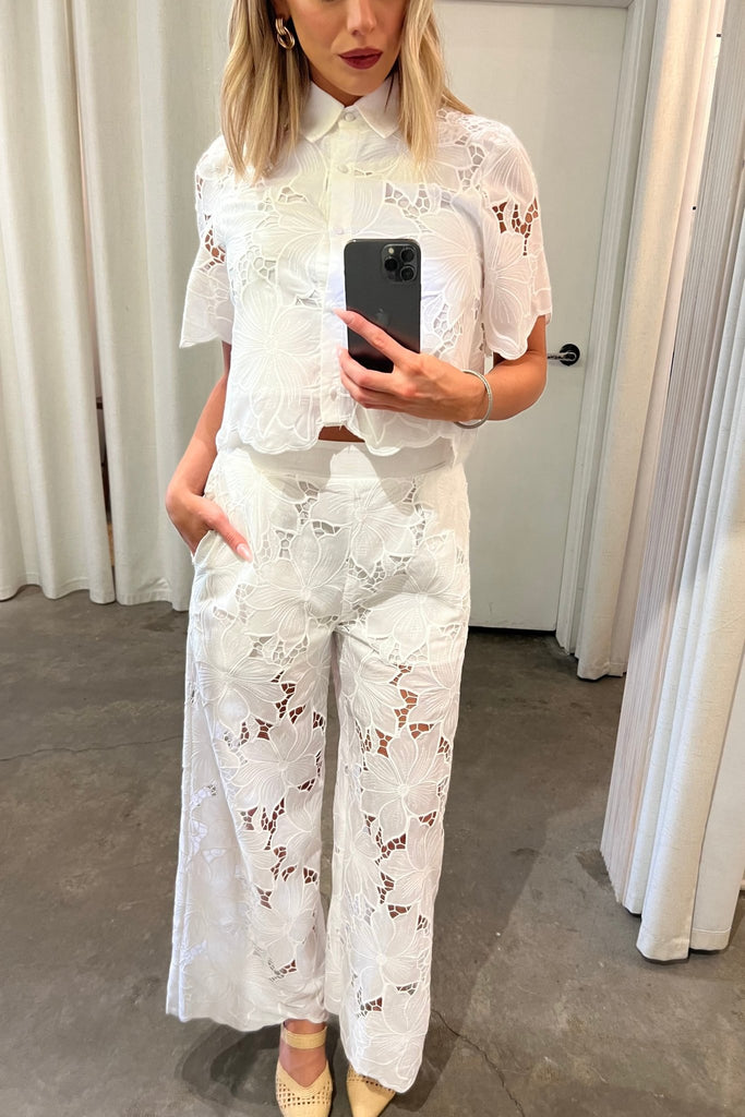 CAPE MAY WHITE LACE PANTS - Violet Muse Boutique