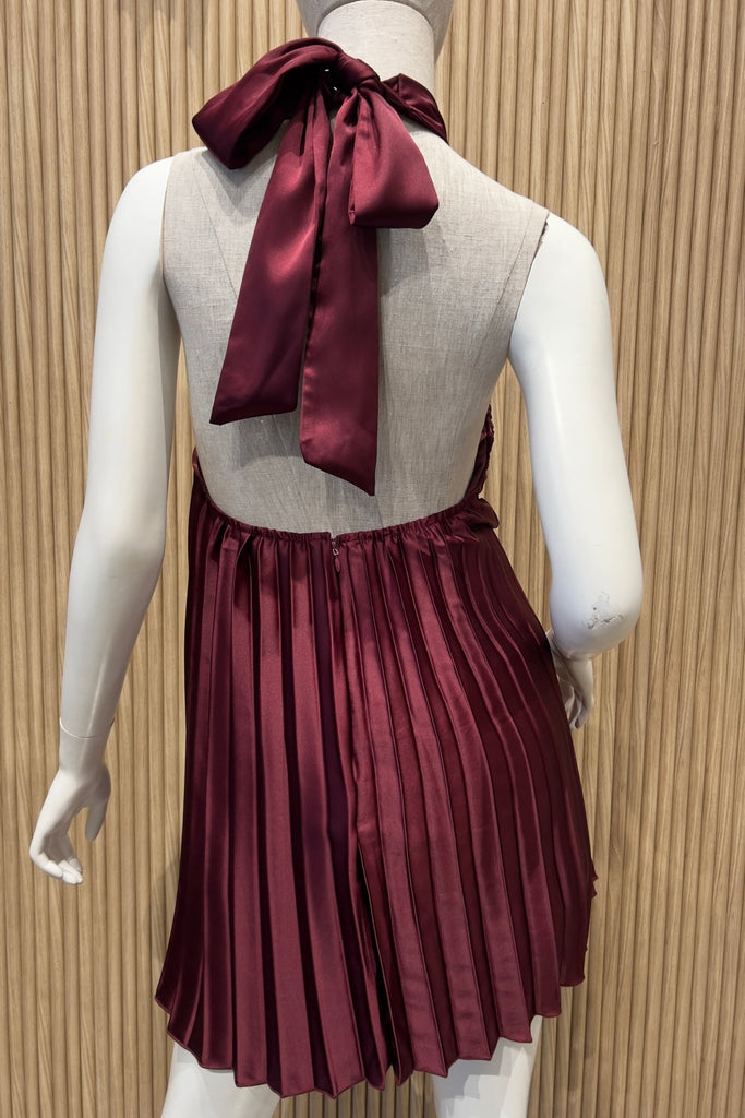 CARLY WINE SOFT PLEATS DRESS - Violet Muse Boutique