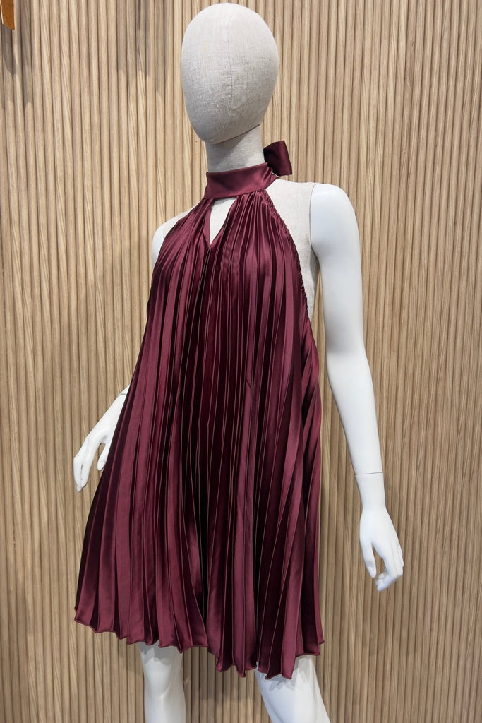 CARLY WINE SOFT PLEATS DRESS - Violet Muse Boutique