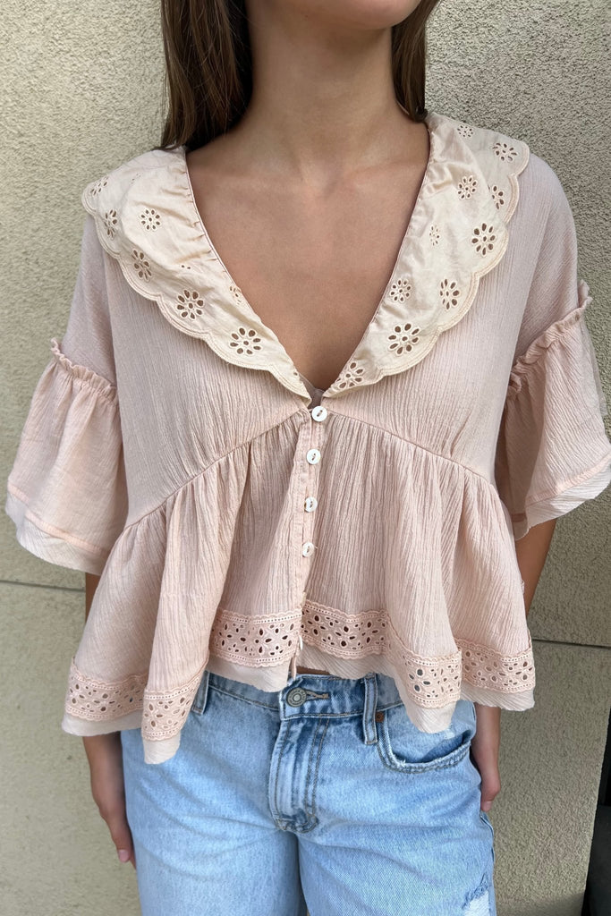 COASTIN SAND EYELET TOP - Violet Muse Boutique