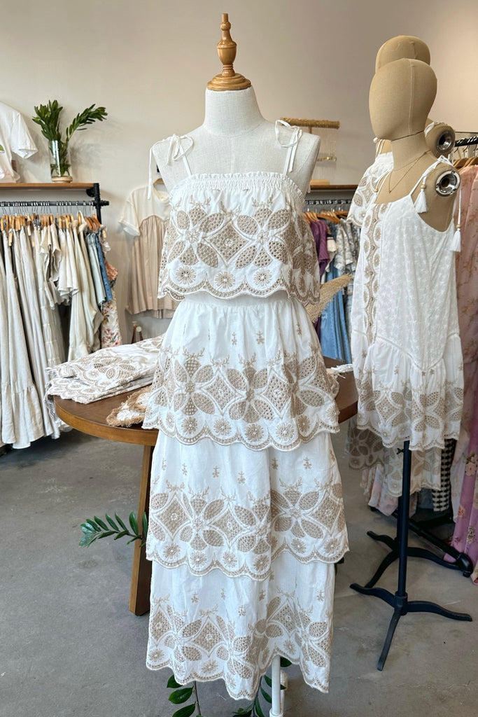 DEL MAR WHITE EMBROIDERY SKIRT - Violet Muse Boutique