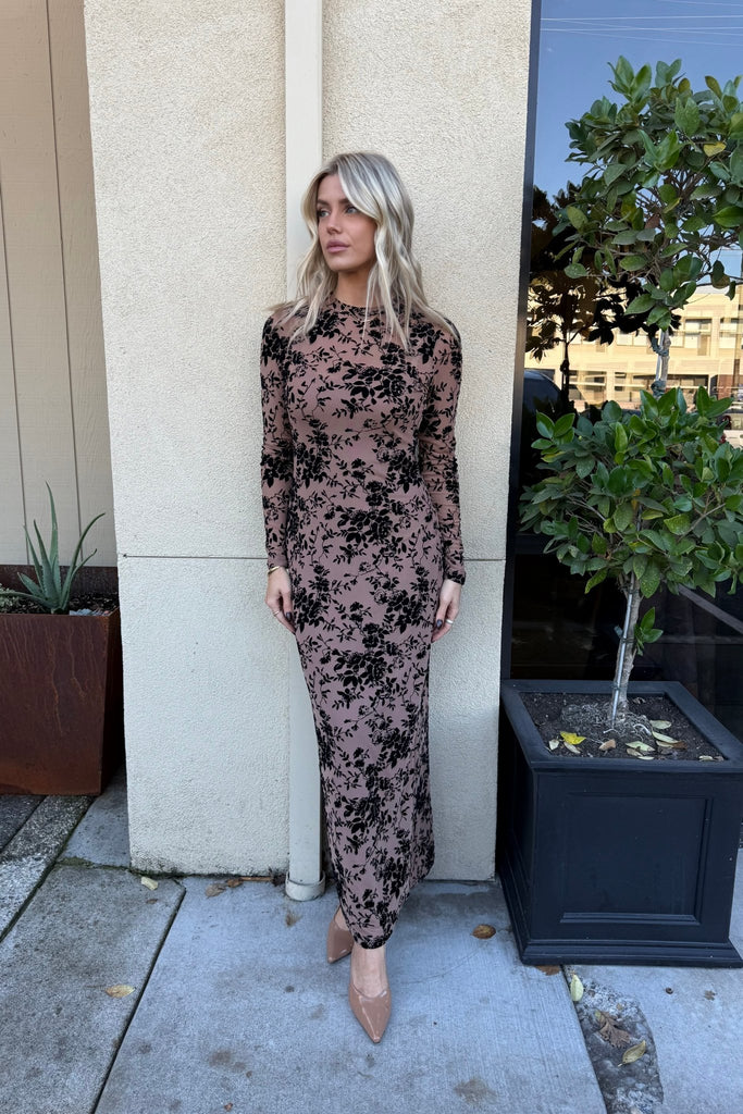 DEVIN VELVET FLORAL DRESS - Violet Muse Boutique