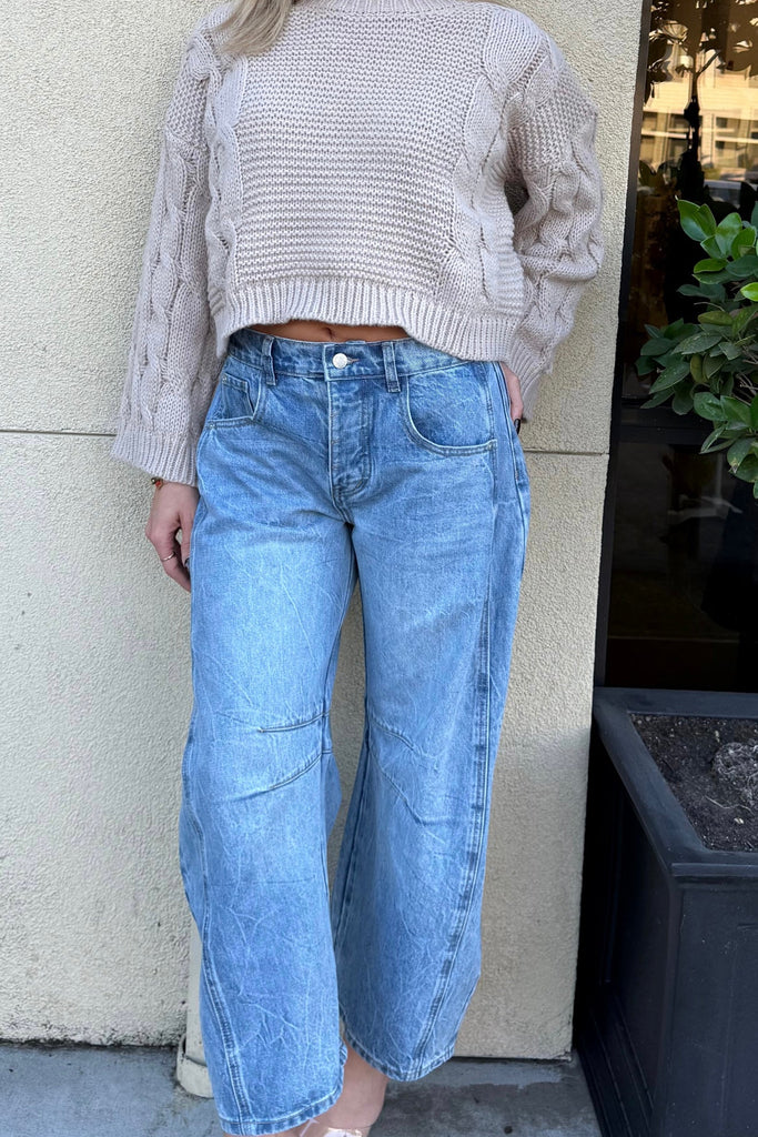 EVAR BARREL DENIM JEANS - Violet Muse Boutique