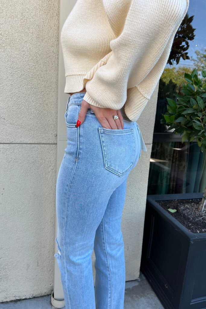 HOLDEN LIGHT WASH DENIM JEANS - Violet Muse Boutique