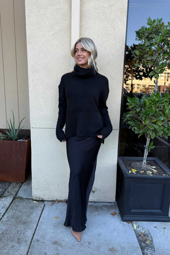 KAIYA BLACK SLIP SKIRT - Violet Muse Boutique