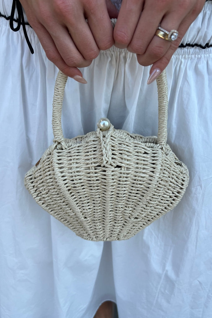 LALLI IVORY SHELL BAMBOO CLUTCH - Violet Muse Boutique