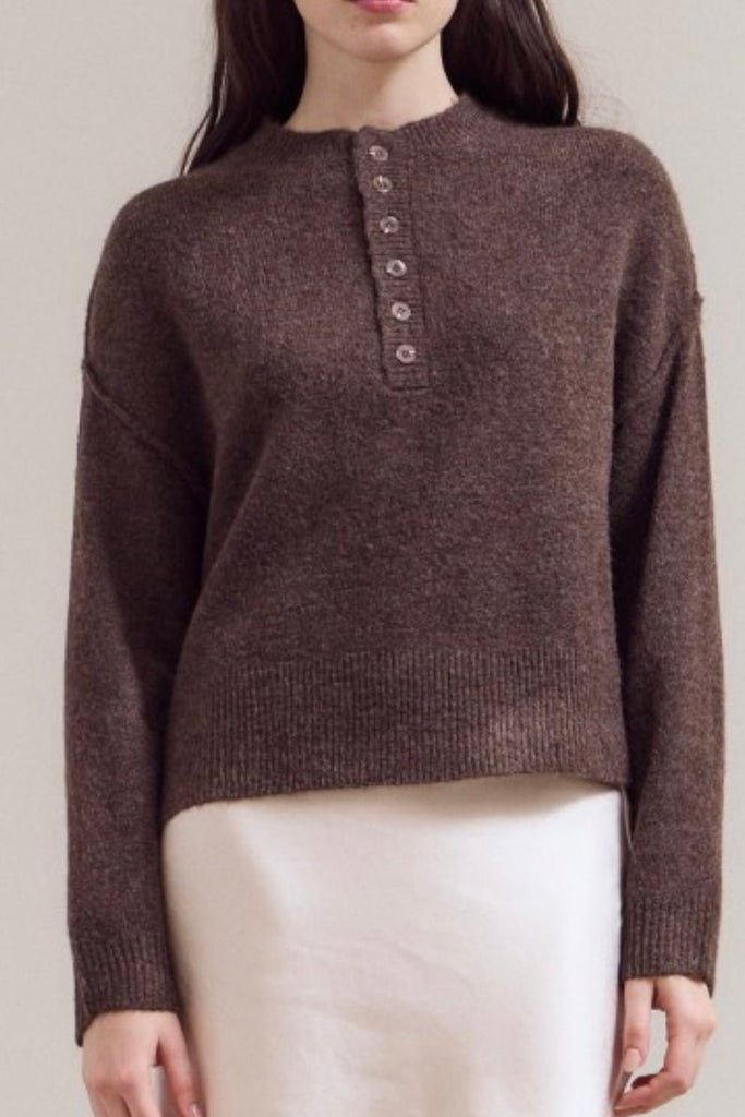 LORAYNE CHESTNUT SWEATER - Violet Muse Boutique