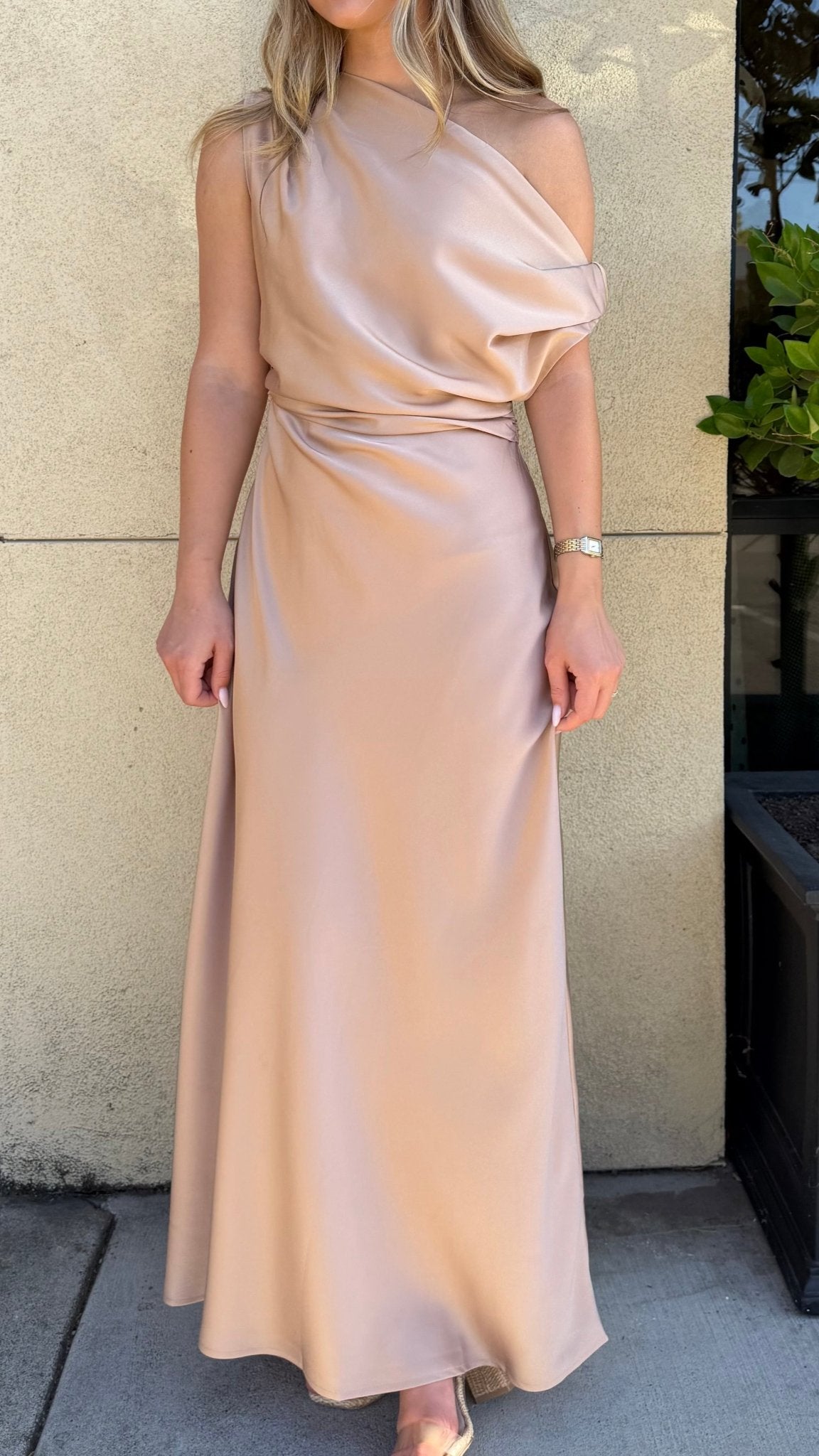 【完売サイズ】andresed pearl glow velour dress PEARL GLOW ONE SHOULDER DRESS – Violet Muse Boutique
