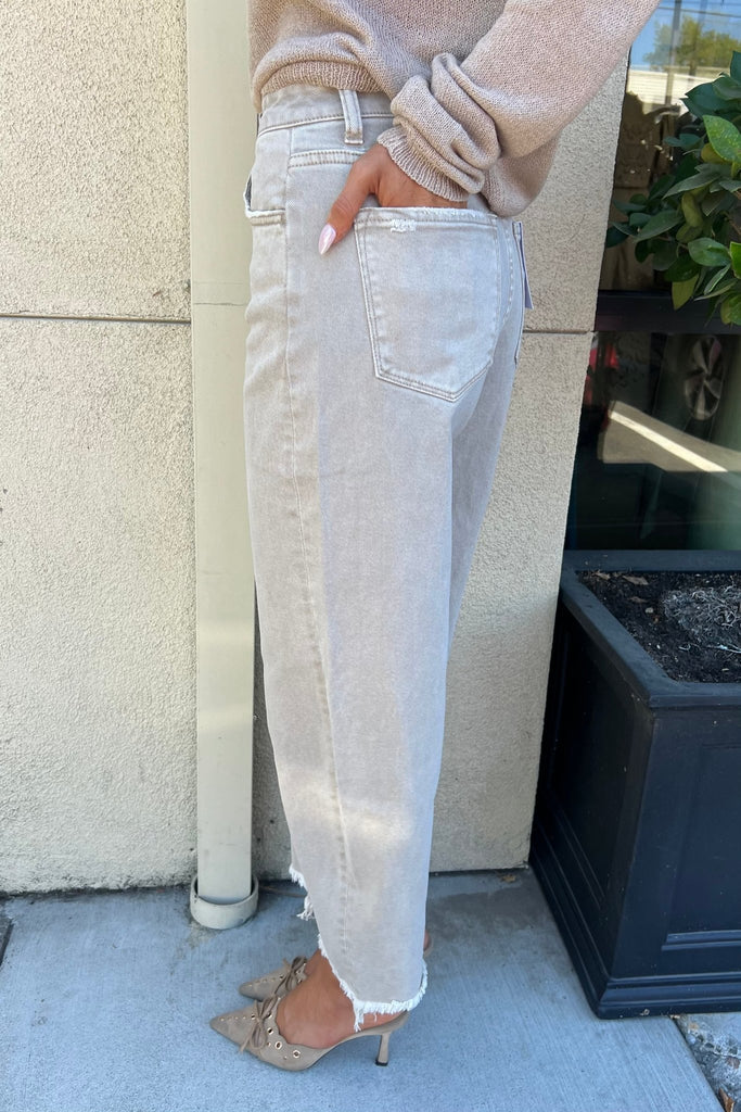 RAYWYN BARREL LEG DENIM JEANS - Violet Muse Boutique