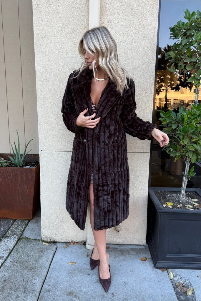 ST MORIZ FAUX FUR COAT - Violet Muse Boutique