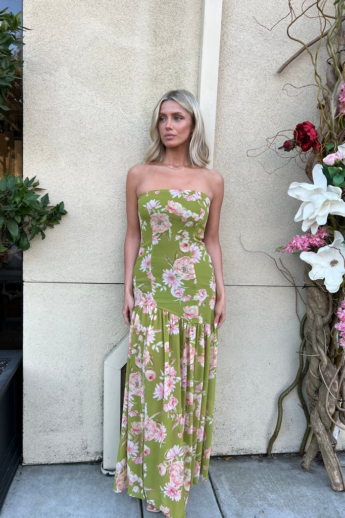 SUNLARK FLORAL DRESS - Violet Muse Boutique