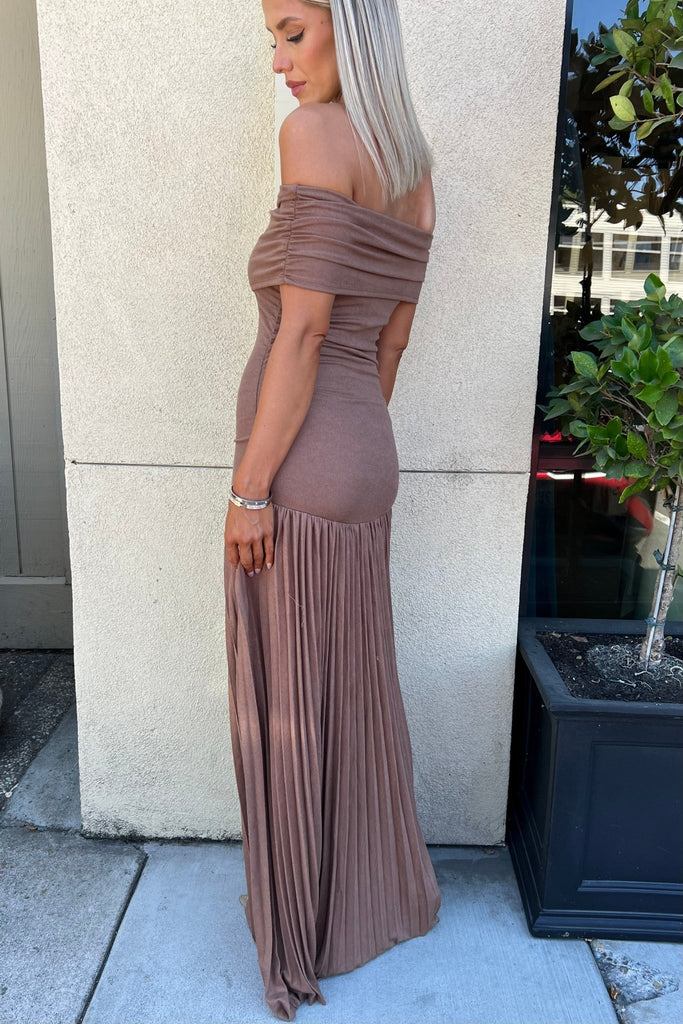 ZARIA OFF SHOULDER KNIT DRESS - Violet Muse Boutique